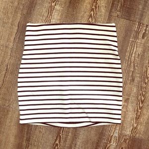 BCBGeneration | XS | Black & White Mini Skirt